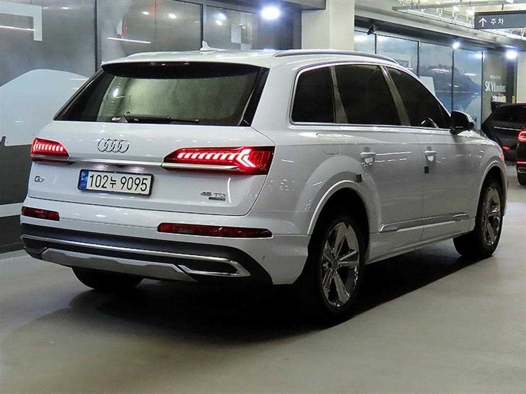 아우디 Q7 Q7 (4M) 45 TDI 콰트로 이미지 4