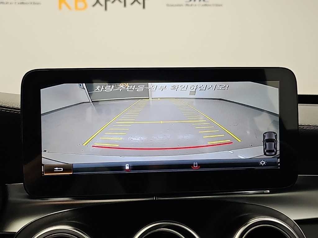 벤츠 C 클래스 C클래스 W205 C250 블루텍 4MATIC 이미지 16