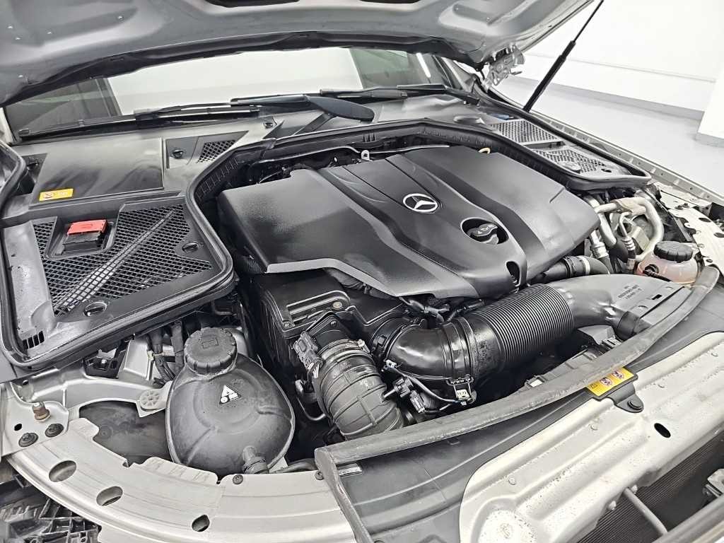 벤츠 C 클래스 C클래스 W205 C250 블루텍 4MATIC 이미지 5