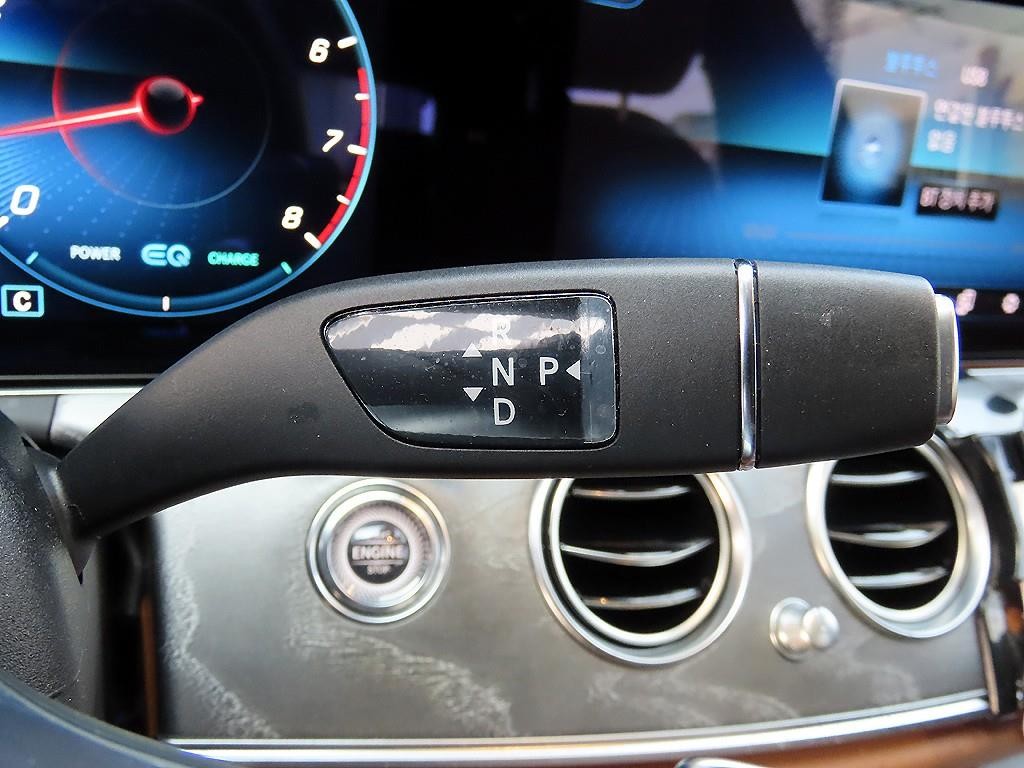 벤츠 E 클래스 E-클래스 W213 E350 4MATIC AMG LINE 이미지 11