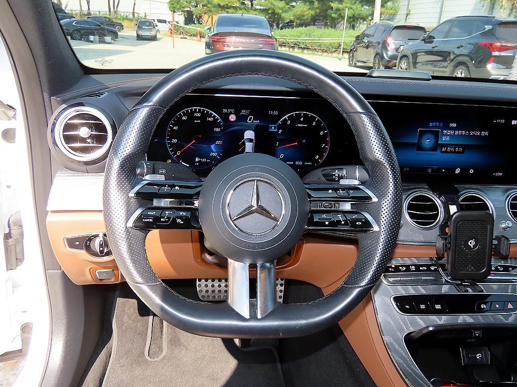 벤츠 E 클래스 E-클래스 W213 E350 4MATIC AMG LINE 이미지 8