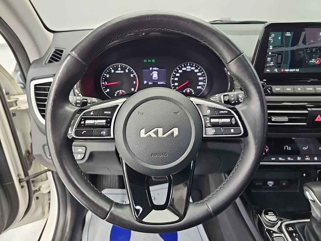 기아 셀토스 가솔린 1.6 터보 2WD 시그니처 이미지 9