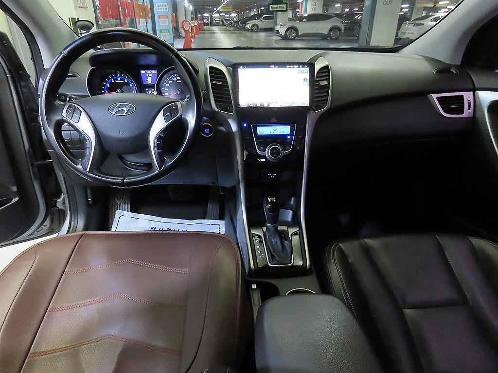 현대 i30 뉴 i30 1.6 GDI PYL 이미지 10
