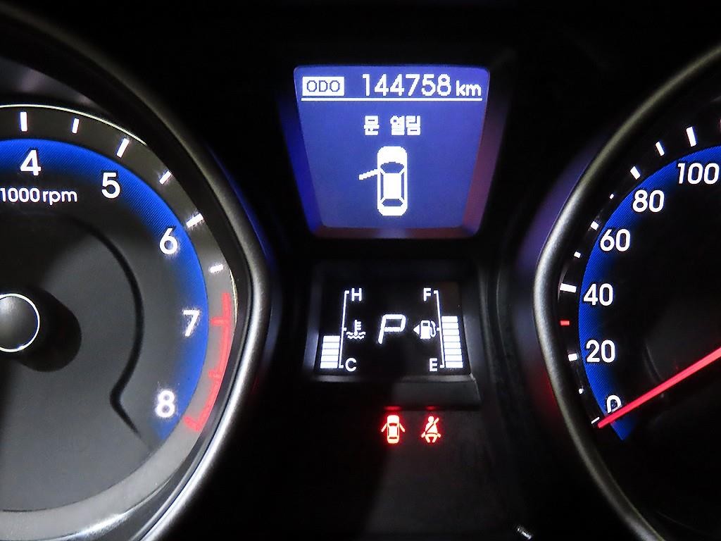 현대 i30 뉴 i30 1.6 GDI PYL 이미지 9