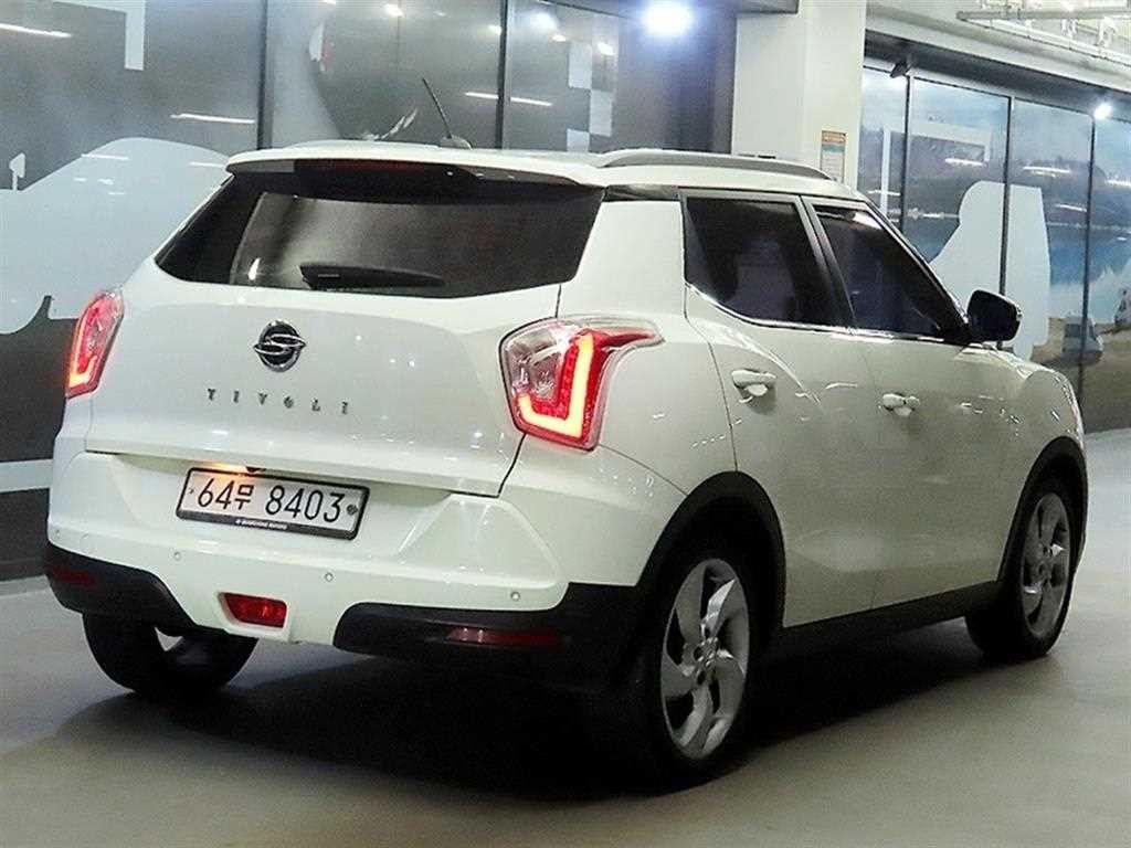 KG모빌리티(쌍용) 티볼리 가솔린 2WD 1.6 LX 이미지 4