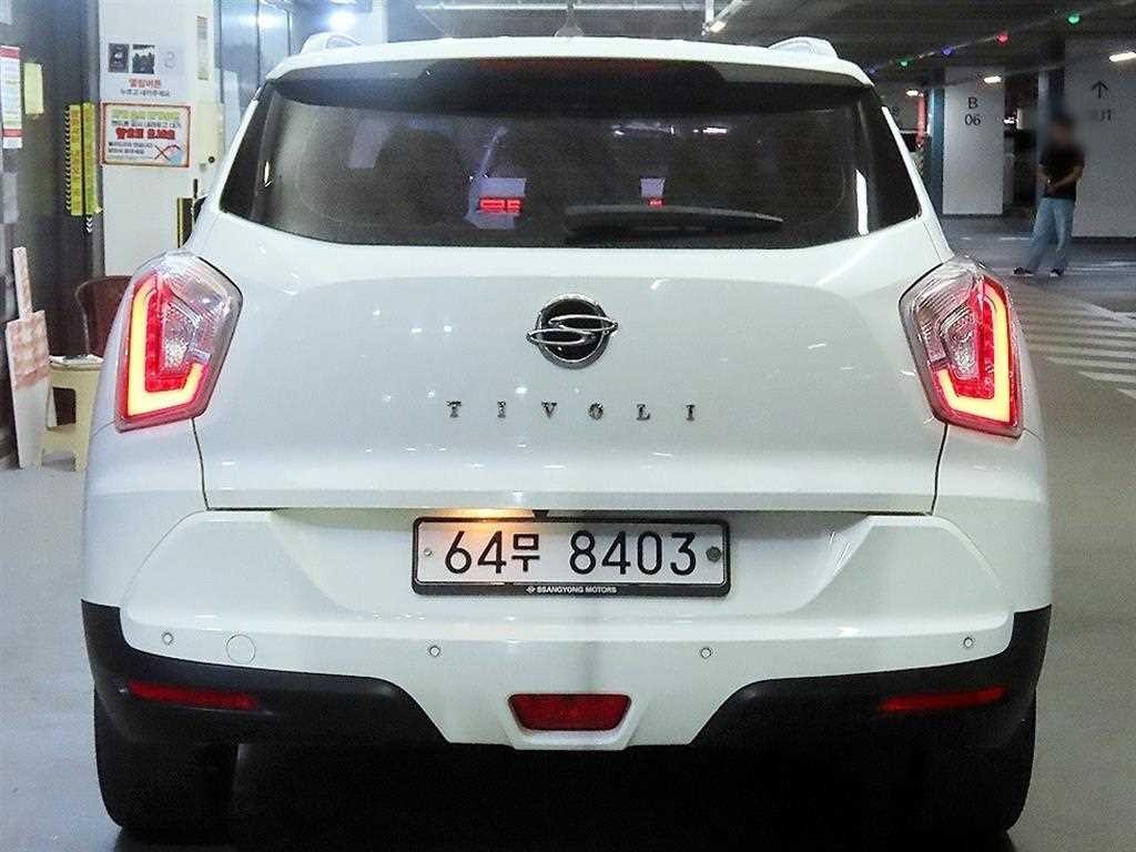 KG모빌리티(쌍용) 티볼리 가솔린 2WD 1.6 LX 이미지 5