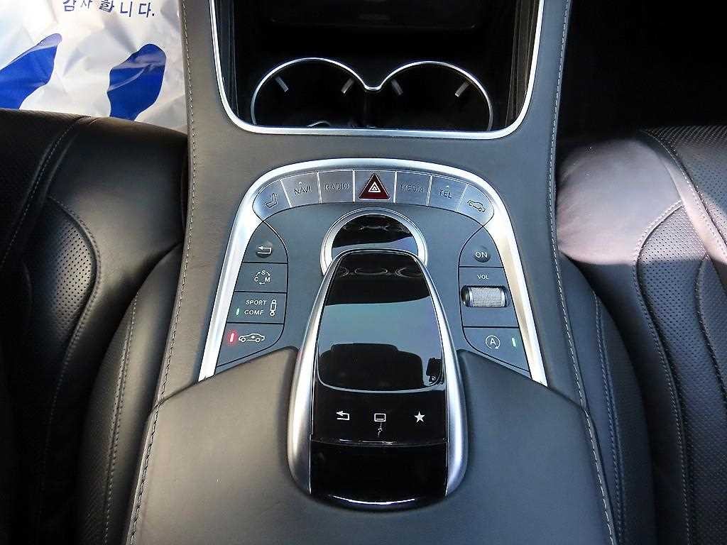 벤츠 S 클래스 S클래스-W222 S 63 AMG 4MATIC 이미지 12