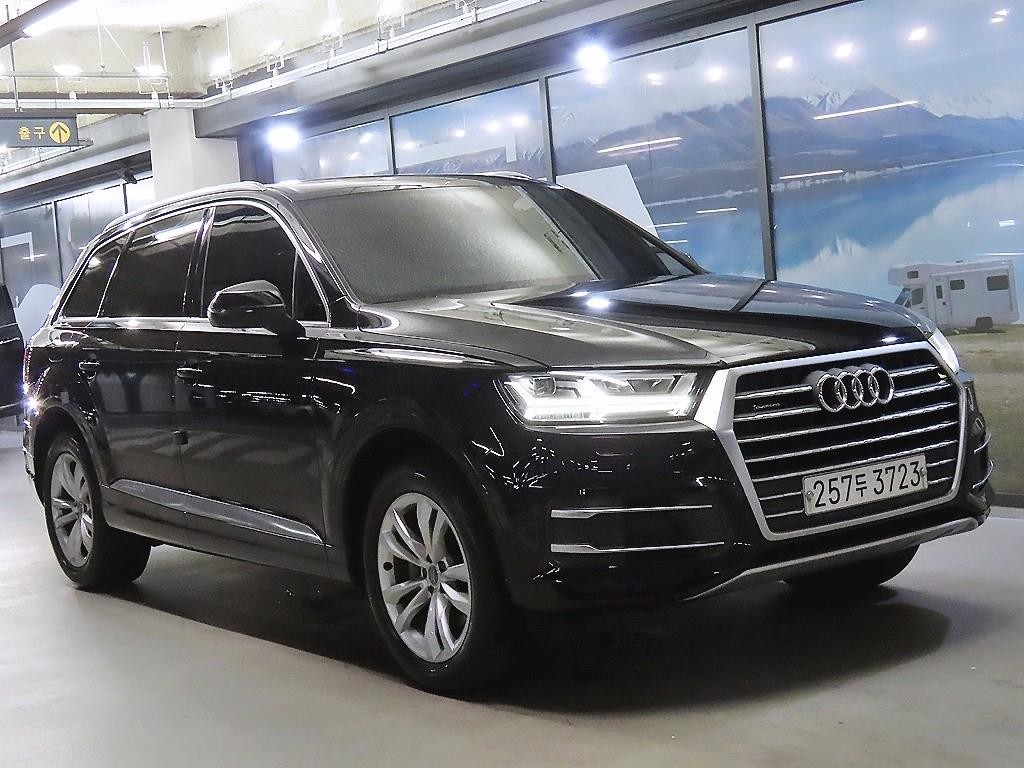 아우디 Q7 Q7 (4M) 45 TFSI 콰트로 이미지 1