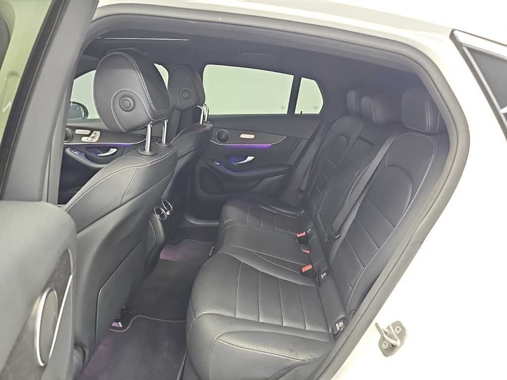 벤츠 GLC 클래스 GLC클래스 X253 GLC 300 4MATIC 쿠페 이미지 12