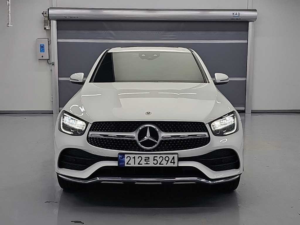 벤츠 GLC 클래스 GLC클래스 X253 GLC 300 4MATIC 쿠페 이미지 2