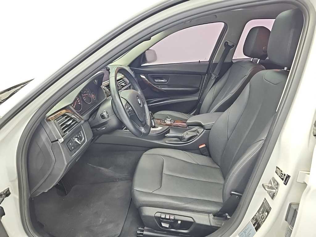 BMW 3시리즈 3시리즈 (F30) 320i 이미지 11