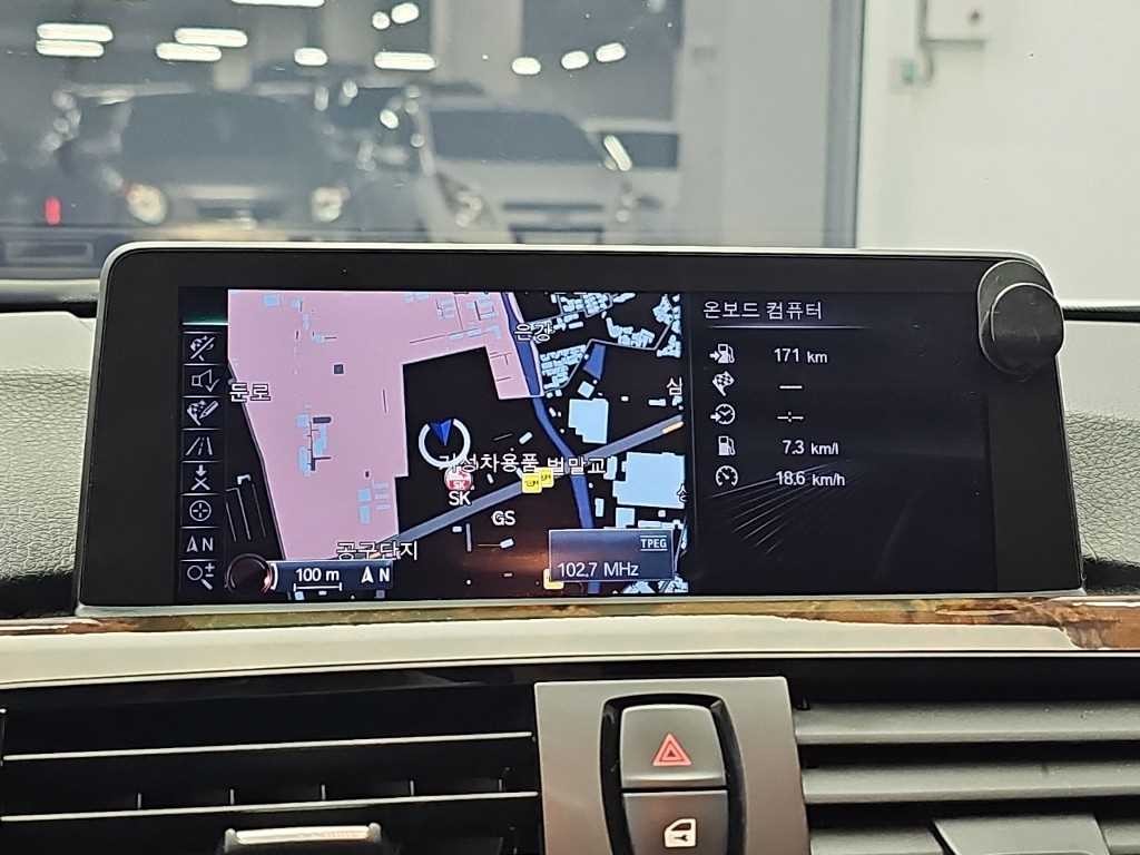 BMW 3시리즈 3시리즈 (F30) 320i 이미지 14