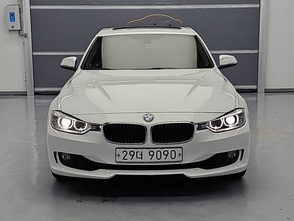 BMW 3시리즈 3시리즈 (F30) 320i 이미지 2