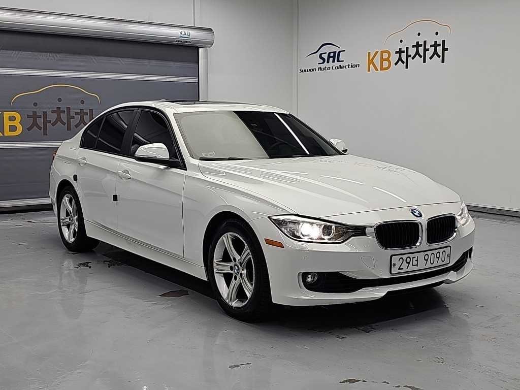 BMW 3시리즈 3시리즈 (F30) 320i 이미지 4