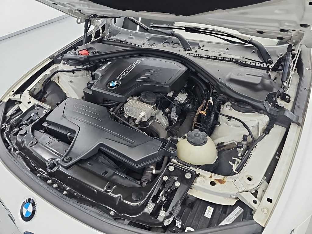 BMW 3시리즈 3시리즈 (F30) 320i 이미지 5