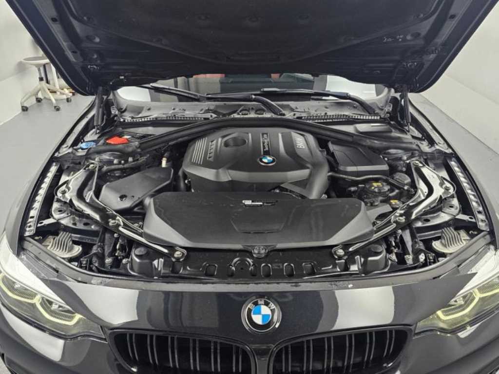 BMW 4시리즈 4시리즈 (F32) 430i 컨버터블 M 스포츠 이미지 6