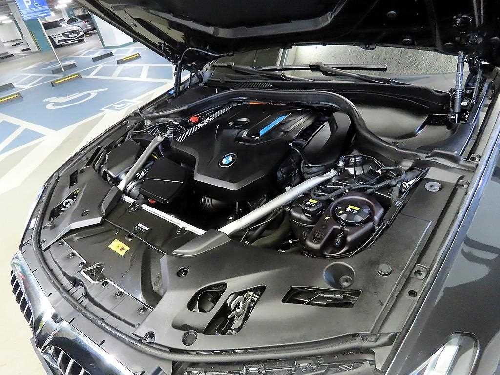 BMW 5시리즈 5시리즈 (G30) 530e M 스포츠 이미지 19