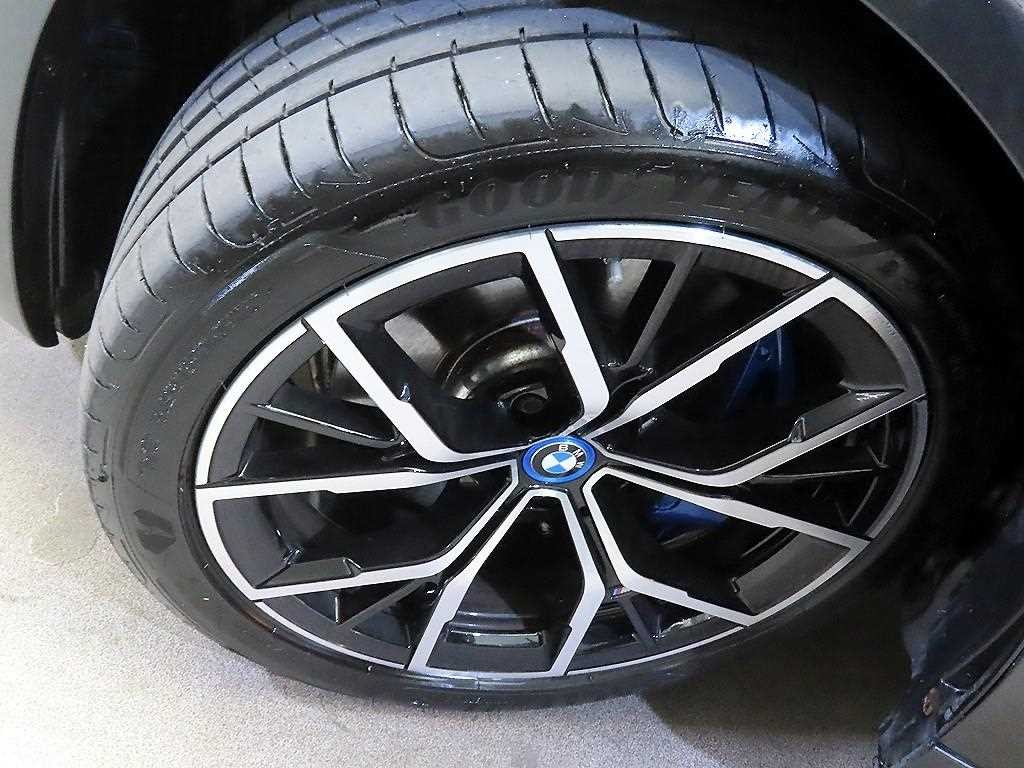 BMW 5시리즈 5시리즈 (G30) 530e M 스포츠 이미지 20
