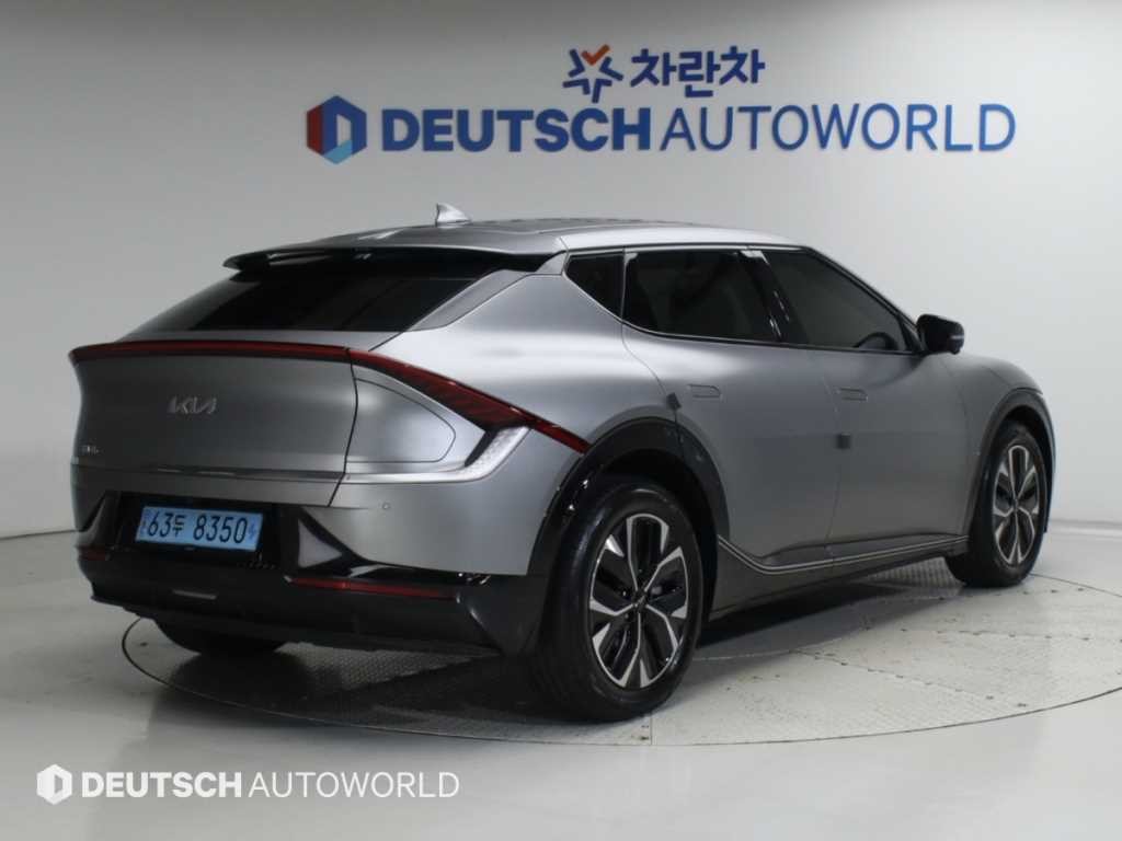 기아 EV6 롱레인지 AWD 어스 이미지 2