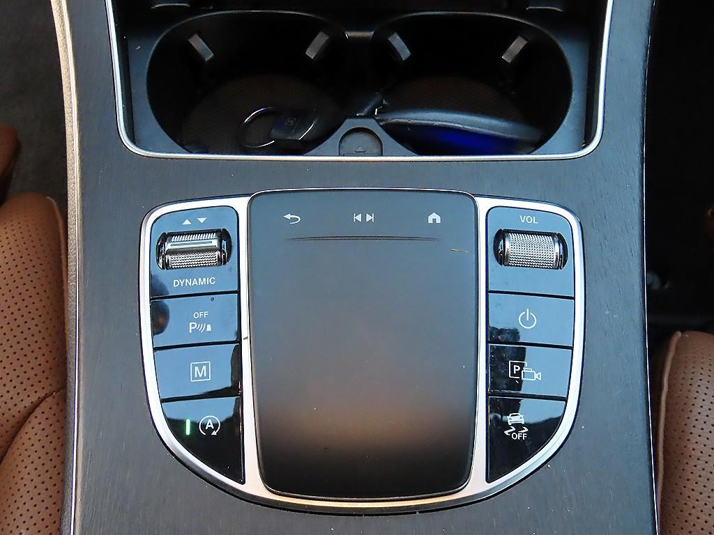벤츠 GLC 클래스 GLC클래스 X253 GLC 300 4MATIC 쿠페 이미지 13