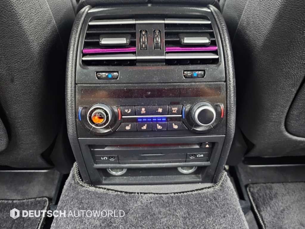 BMW 7시리즈 7시리즈 (F01) 750 Li xDrive 인디비주얼 이미지 16