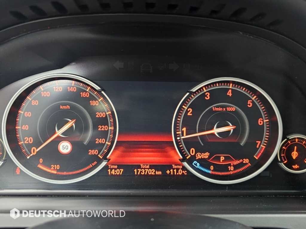 BMW 7시리즈 7시리즈 (F01) 750 Li xDrive 인디비주얼 이미지 8
