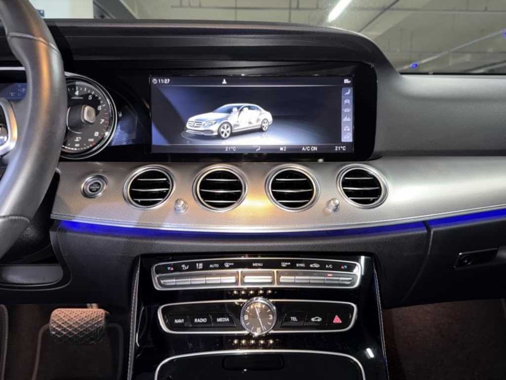 벤츠 E 클래스 E-클래스 W213 E300 아방가르드 이미지 11