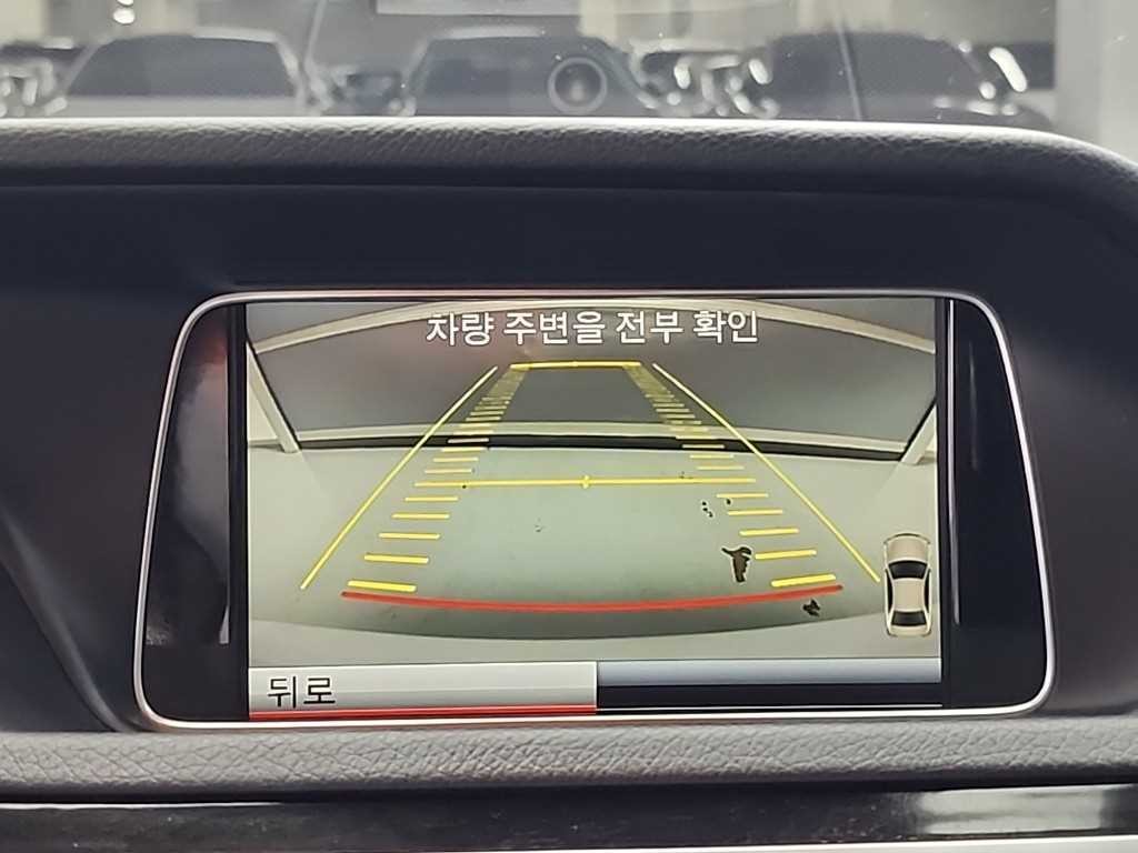 벤츠 E 클래스 E-클래스 W212 E300 아방가르드 이미지 17