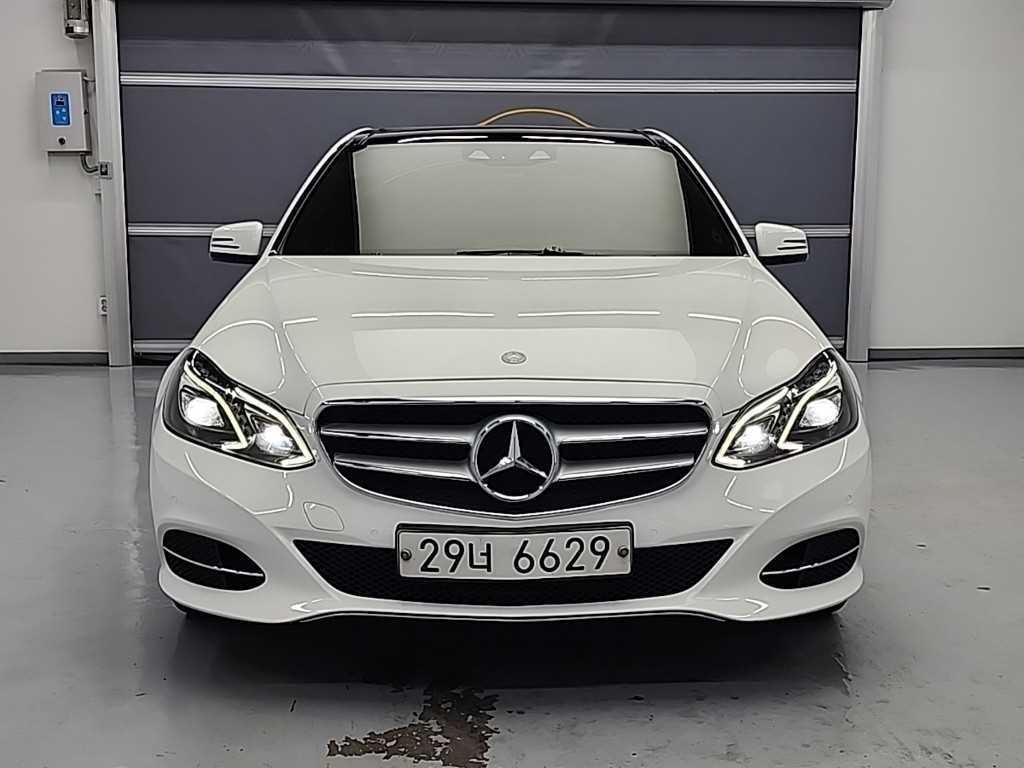 벤츠 E 클래스 E-클래스 W212 E300 아방가르드 이미지 2