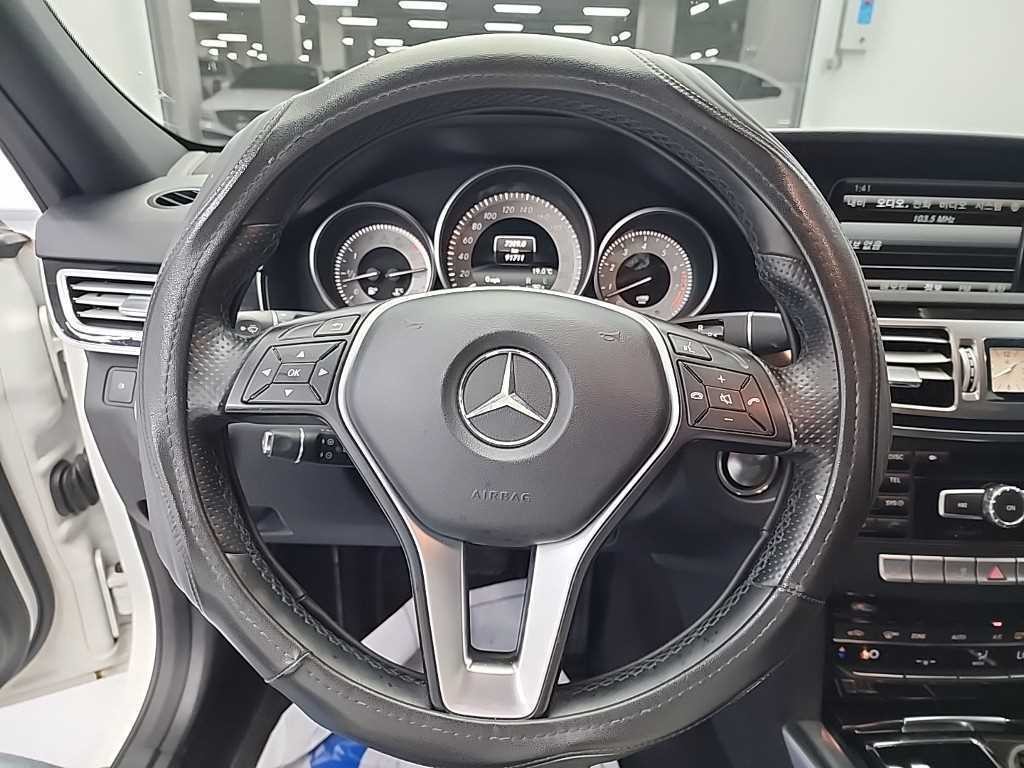 벤츠 E 클래스 E-클래스 W212 E300 아방가르드 이미지 9