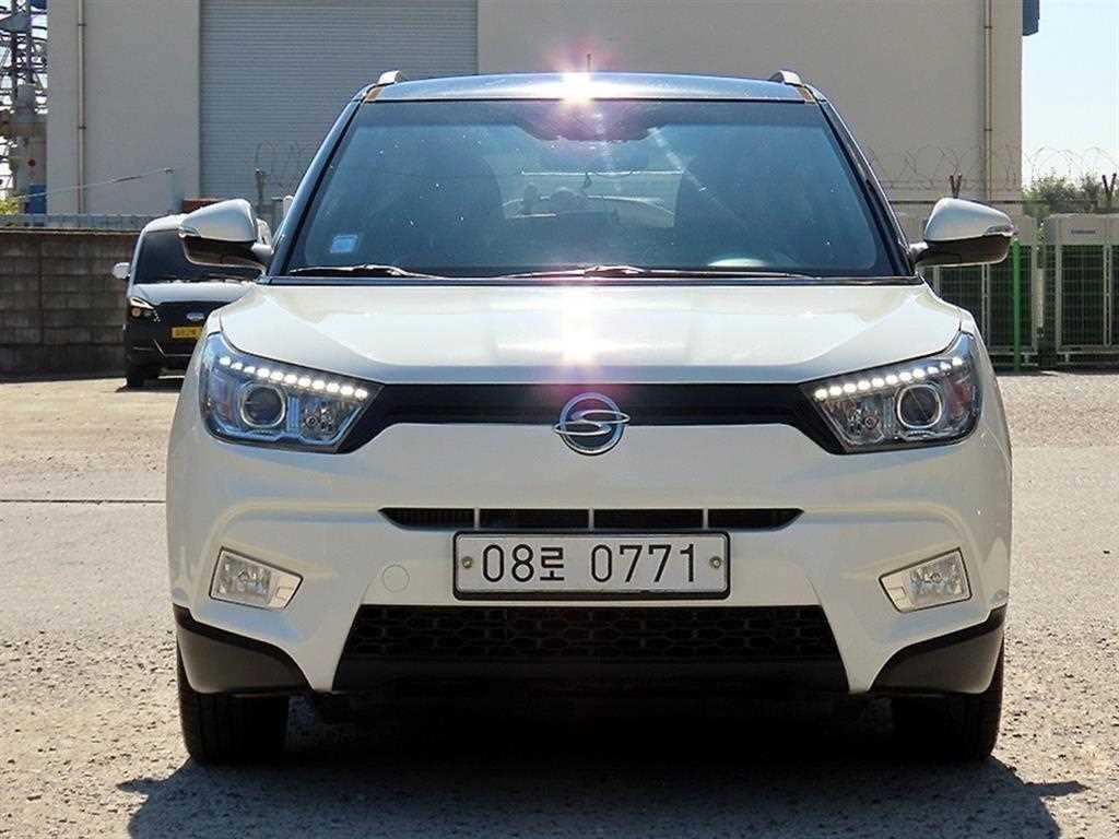 KG모빌리티(쌍용) 티볼리 디젤 2WD 1.6 LX 이미지 1