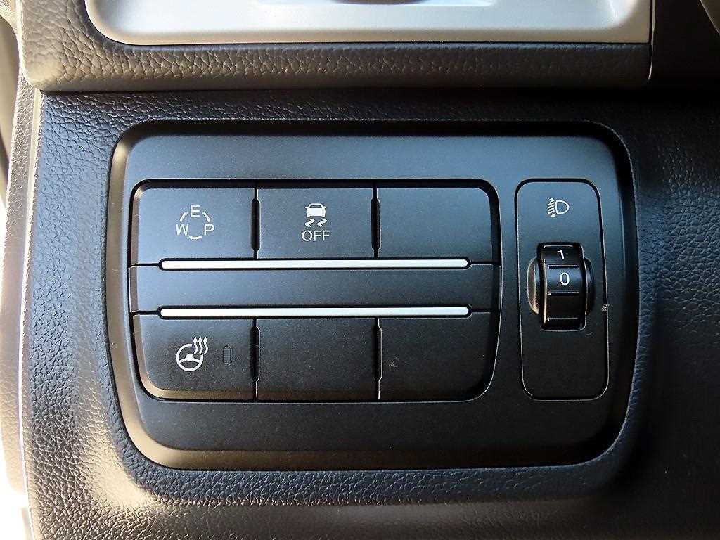KG모빌리티(쌍용) 티볼리 디젤 2WD 1.6 LX 이미지 11