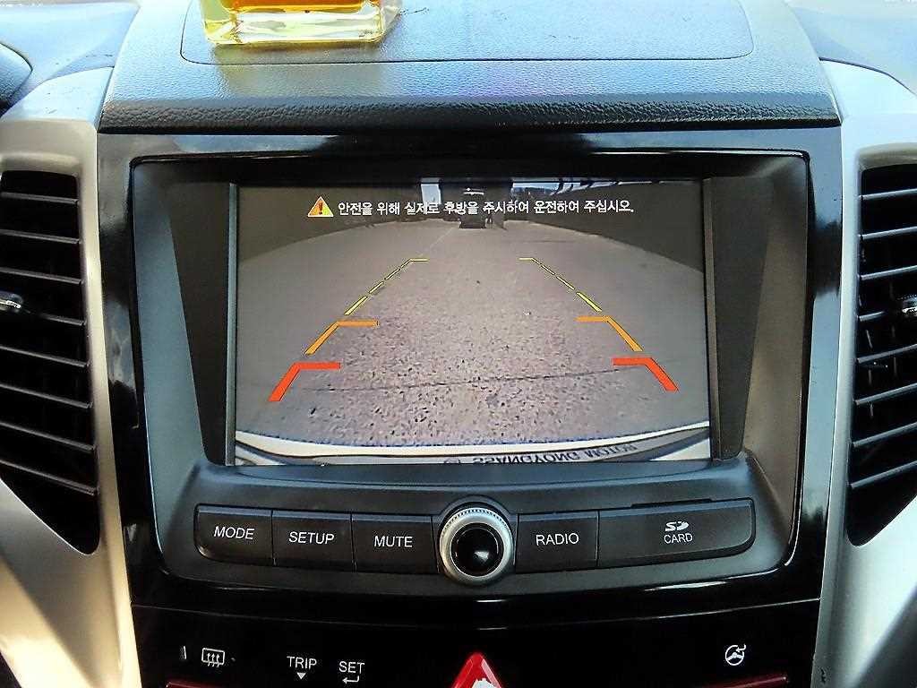 KG모빌리티(쌍용) 티볼리 디젤 2WD 1.6 LX 이미지 14