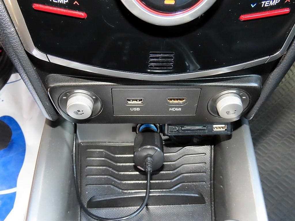 KG모빌리티(쌍용) 티볼리 디젤 2WD 1.6 LX 이미지 15