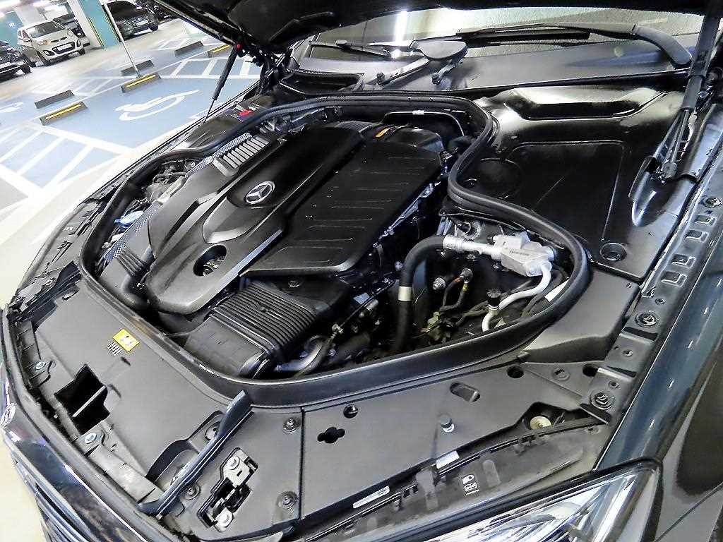 벤츠 S 클래스 S클래스-W222 S 350 d 4MATIC AMG Line 이미지 19