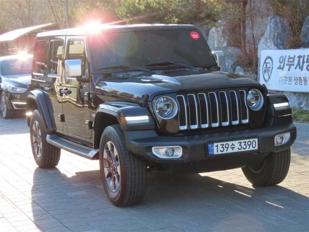 지프 랭글러 랭글러 (JL) 2.0 오버랜드 4도어 파워탑 이미지 2