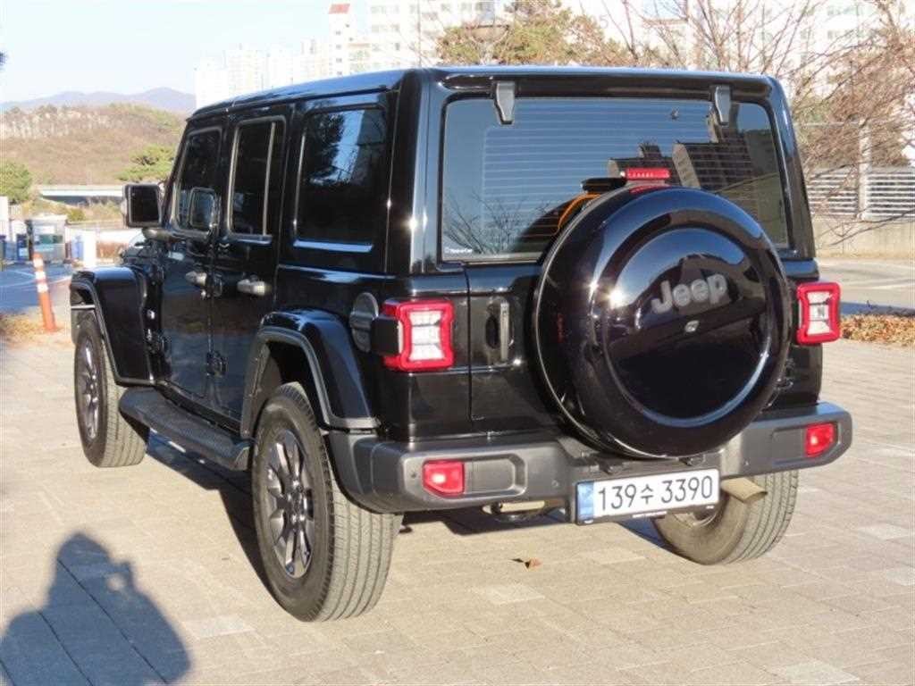 지프 랭글러 랭글러 (JL) 2.0 오버랜드 4도어 파워탑 이미지 4