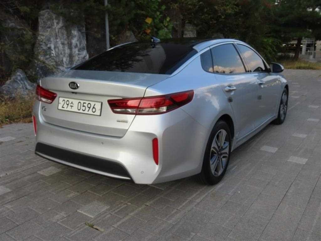 기아 K5 K5 2세대 하이브리드 노블레스 이미지 3