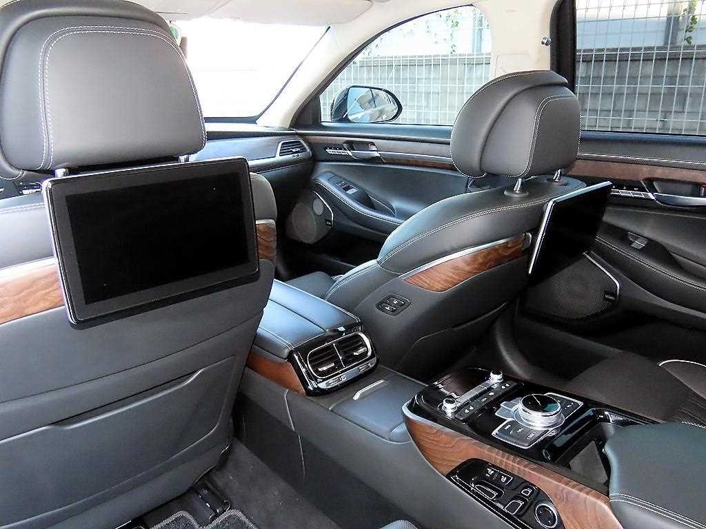 제네시스 G90 3.8 GDI AWD 프레스티지 이미지 16