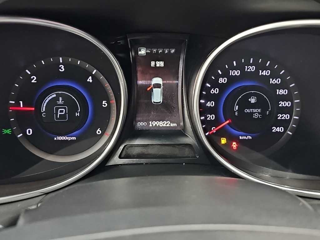 현대 맥스크루즈 R2.2 4WD 익스클루시브 스페셜 이미지 6