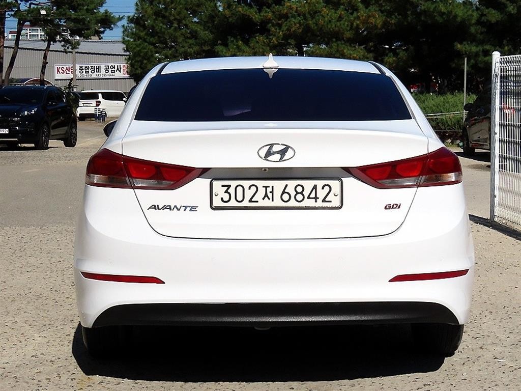 현대 아반떼 아반떼 AD 1.6 GDI 스타일 이미지 4