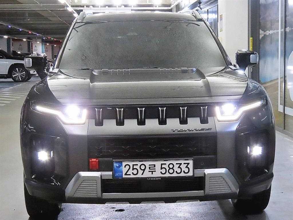 KG모빌리티(쌍용) 토레스 더 뉴 토레스 1.5 GDI-T 4WD 블랙에디션 이미지 2