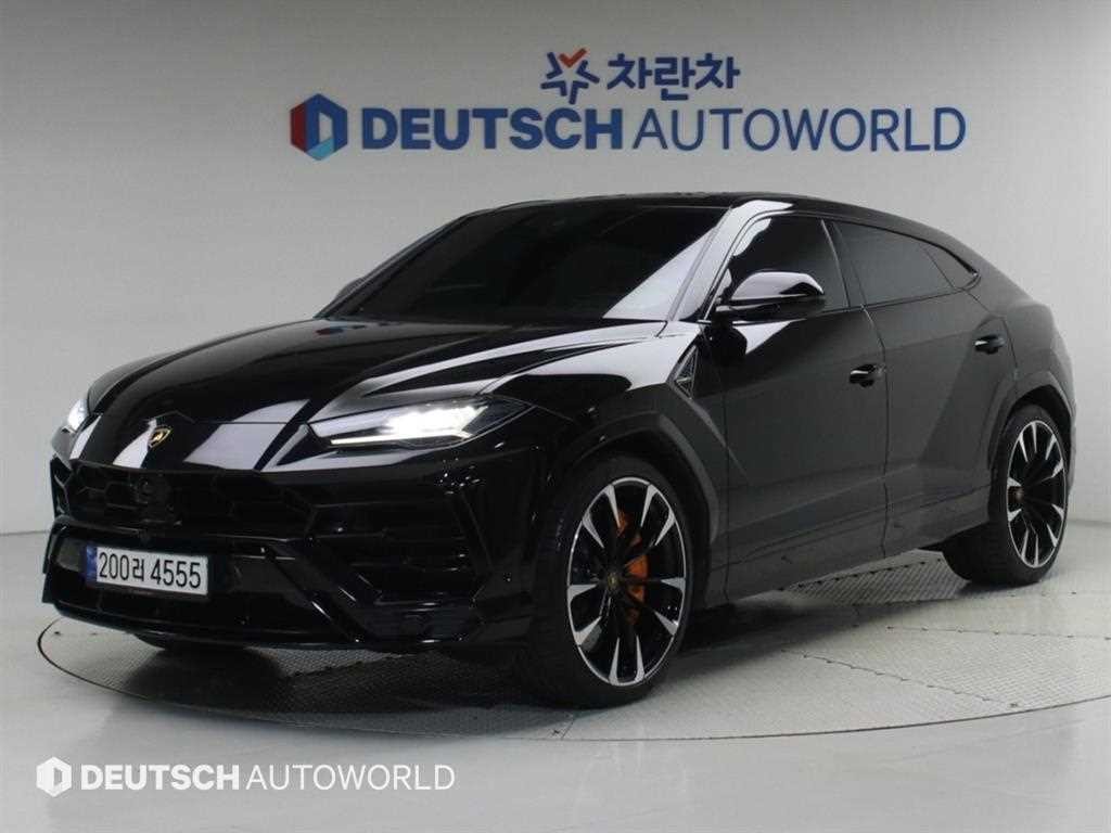 람보르기니 우루스 4.0 V8 이미지 1