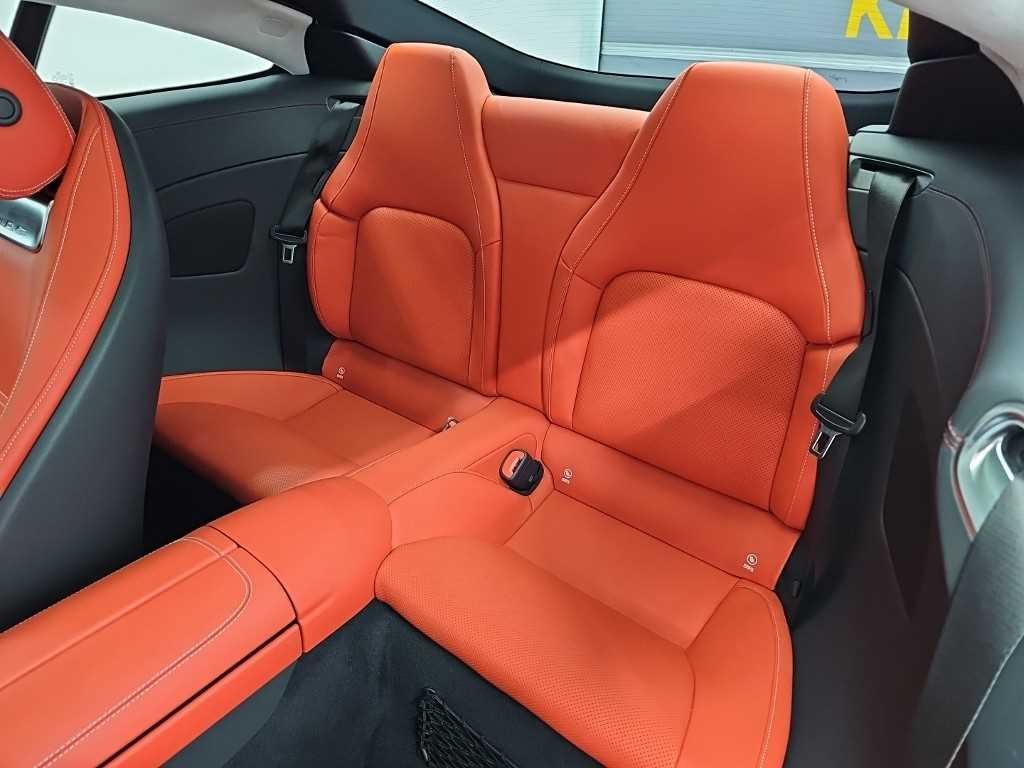 벤츠 AMG GT 55 4MATIC+ 쿠페 이미지 12