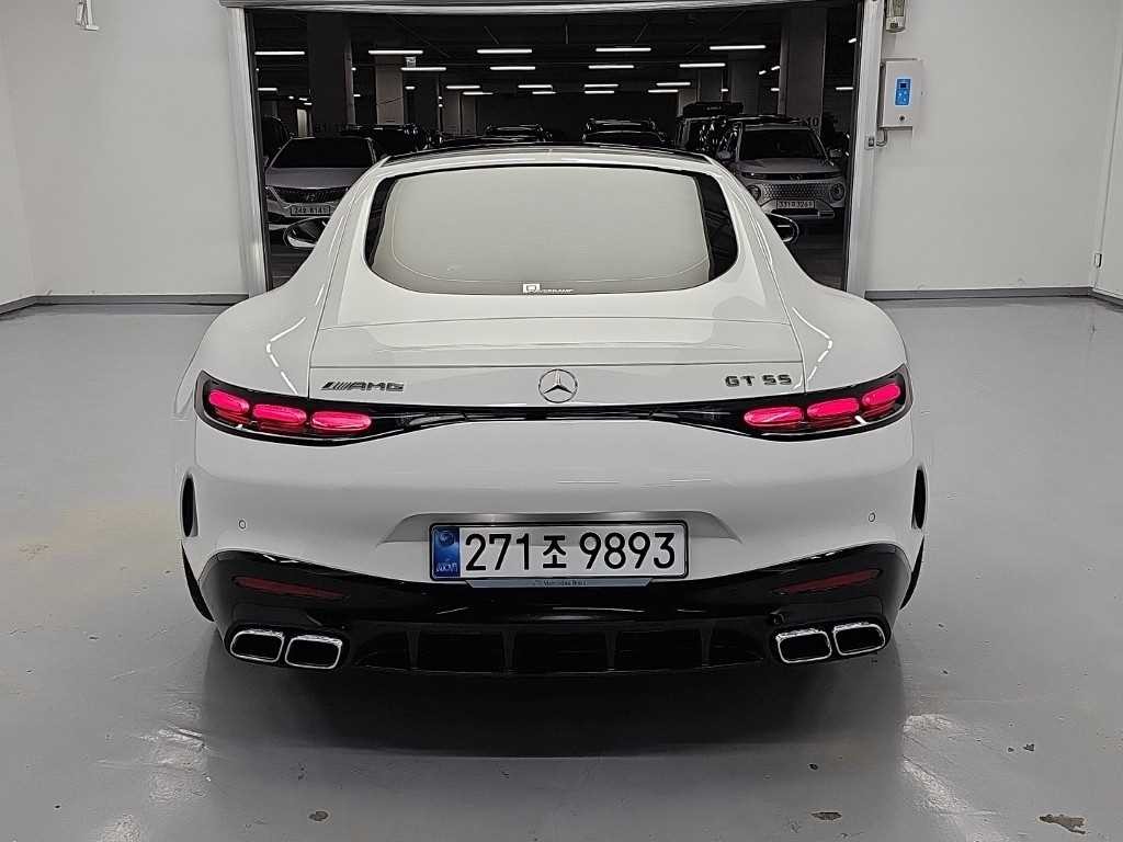 벤츠 AMG GT 55 4MATIC+ 쿠페 이미지 2
