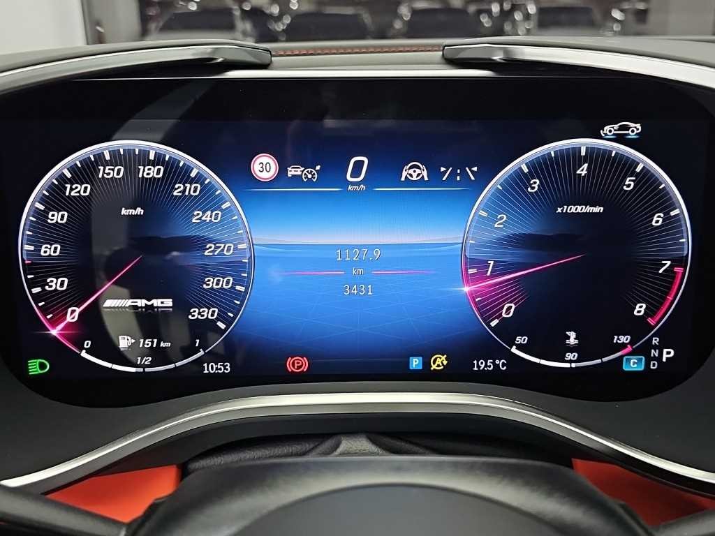 벤츠 AMG GT 55 4MATIC+ 쿠페 이미지 6
