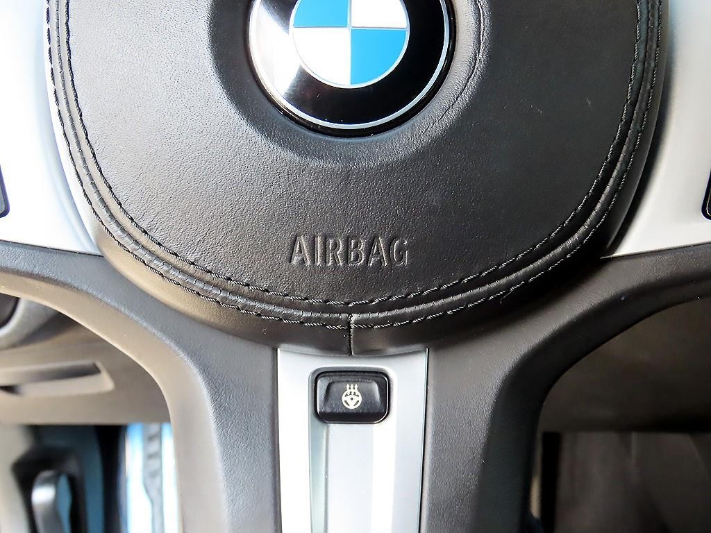 BMW 5시리즈 5시리즈 (G30) 520d M 스포츠 플러스 이미지 12