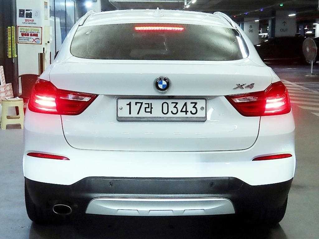 BMW X4 X4 (F26) xDrive 20d 이미지 5