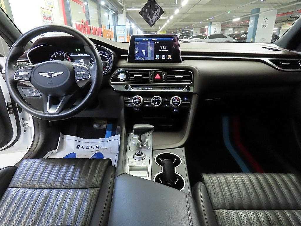 제네시스 G70 2.0T AWD 엘리트 이미지 10