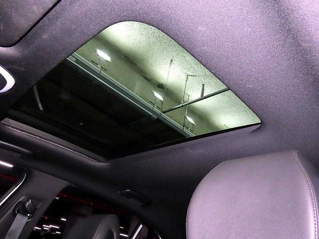 제네시스 G70 2.0T AWD 엘리트 이미지 15